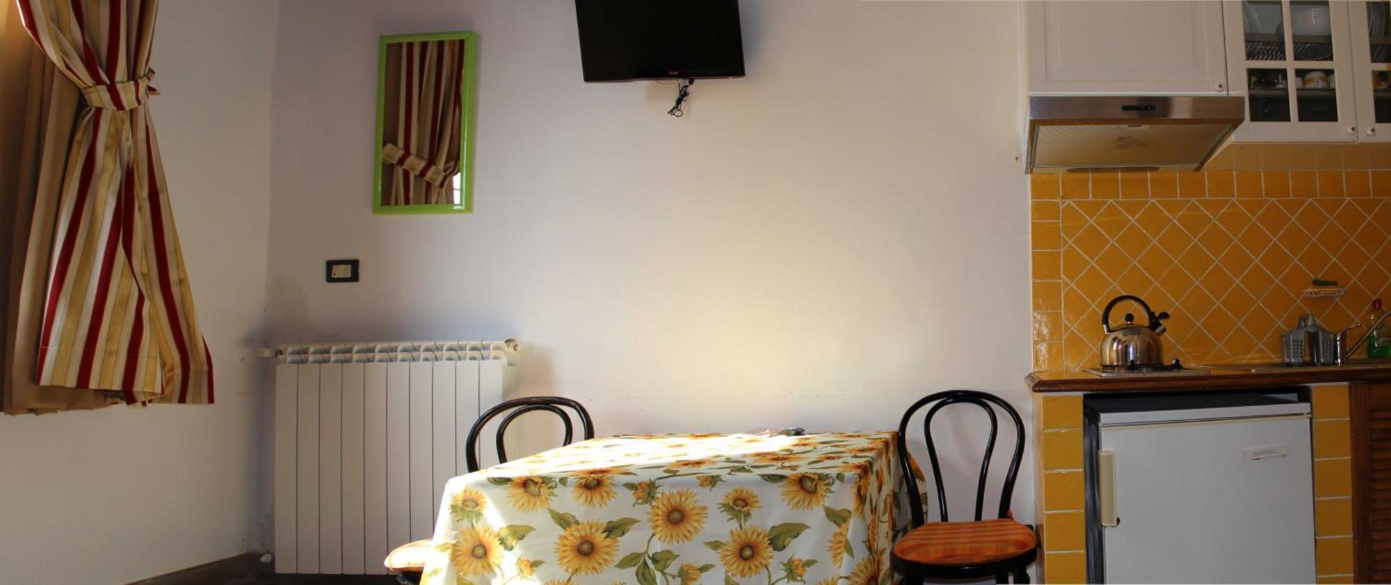Max Studios Florence Room photo